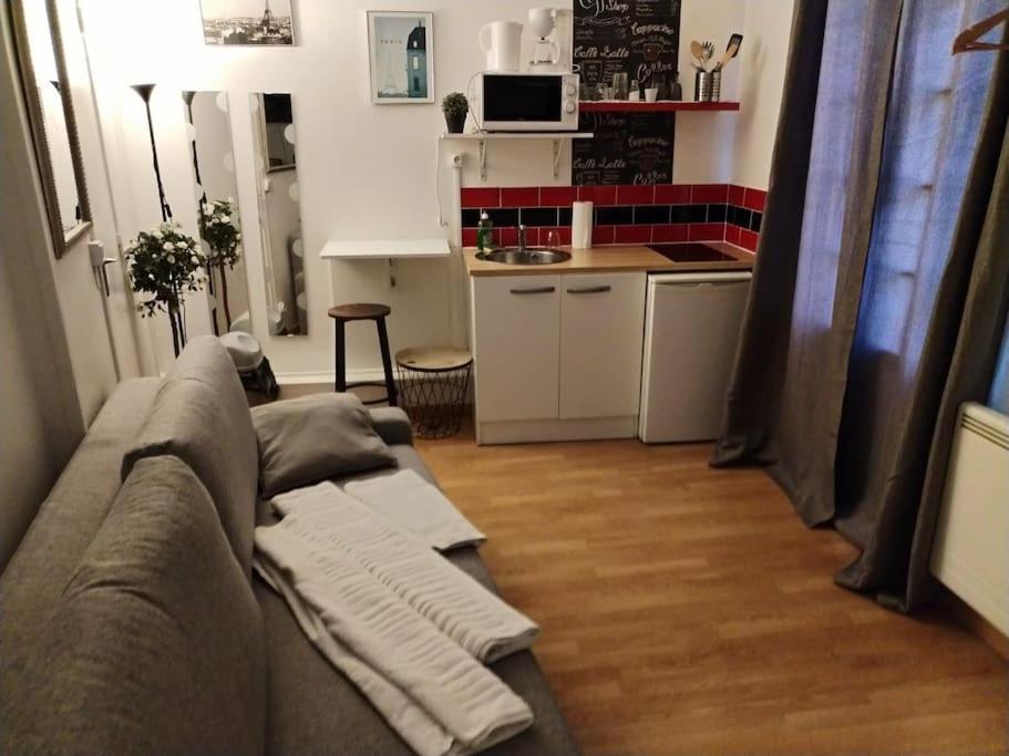 Studio Rue De La Sante Paris Bagian luar foto